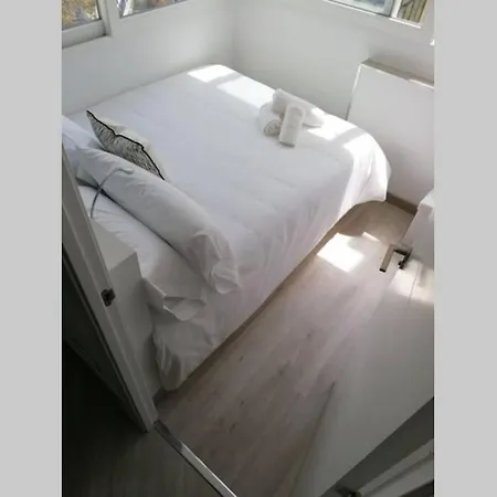 Apartment Superb Beach Front Flat, Down Town Marbella
